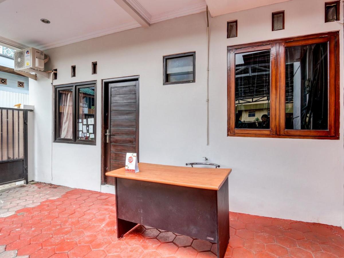 Oyo 92459 Cahyo Kost 2 Hotel