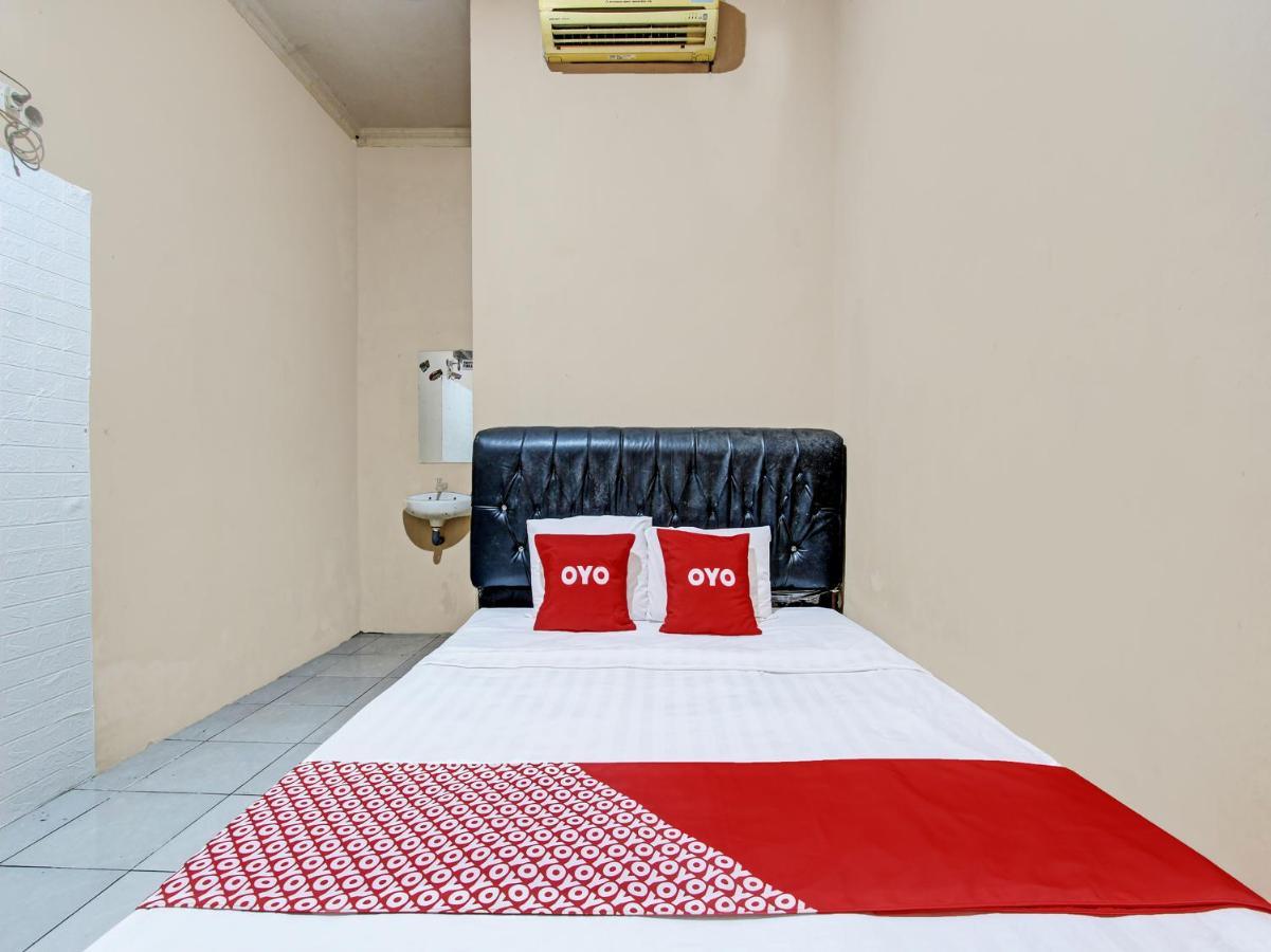 Oyo 92459 Cahyo Kost 2 2*